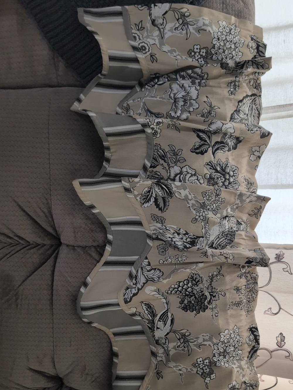 Waverly Floral & Bird Toile Scallop Edge  Valance, Cream, Gray & Tan. 50" x 18"